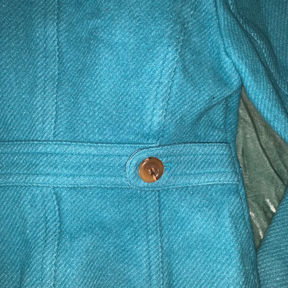 Chic Turquoise Button-Up Blazer - Picture 7 of 10